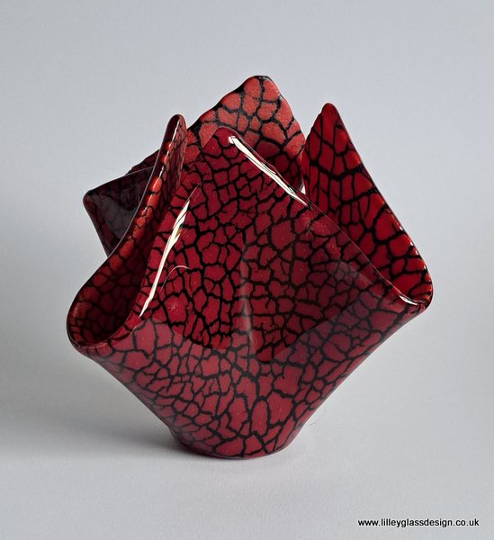 Red and Black Crackle Folded Flower Vase